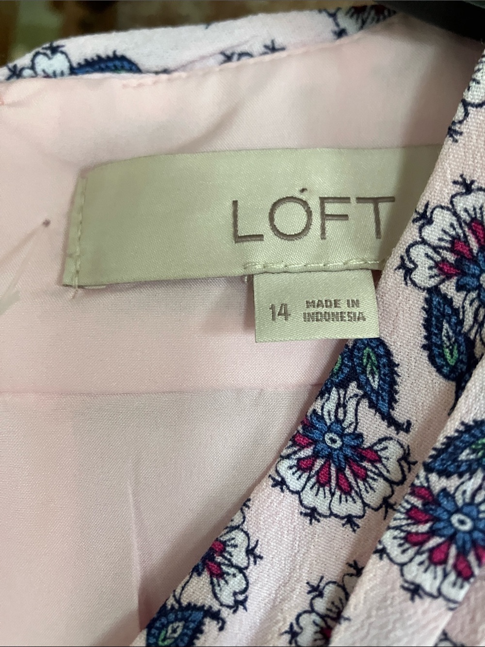 LOFT Floral Sleeveless Peplum Top — Light Pink & Navy, Size 14 - Picture 2 of 11